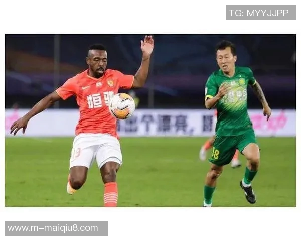 广州排球队状态引发热议球迷对球队表现和未来发展产生分歧