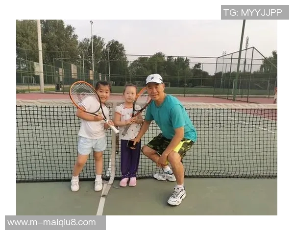 赵磊专访回顾网球生涯与欧冠足球的精彩瞬间与成长历程